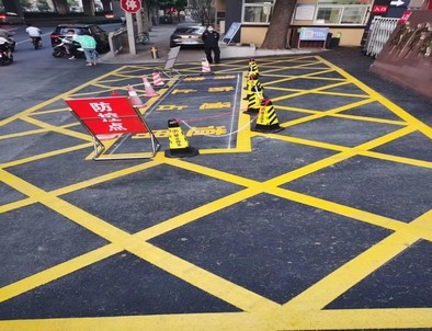 沧州沧州厂区划线，园区停车场划线，车库标识标线